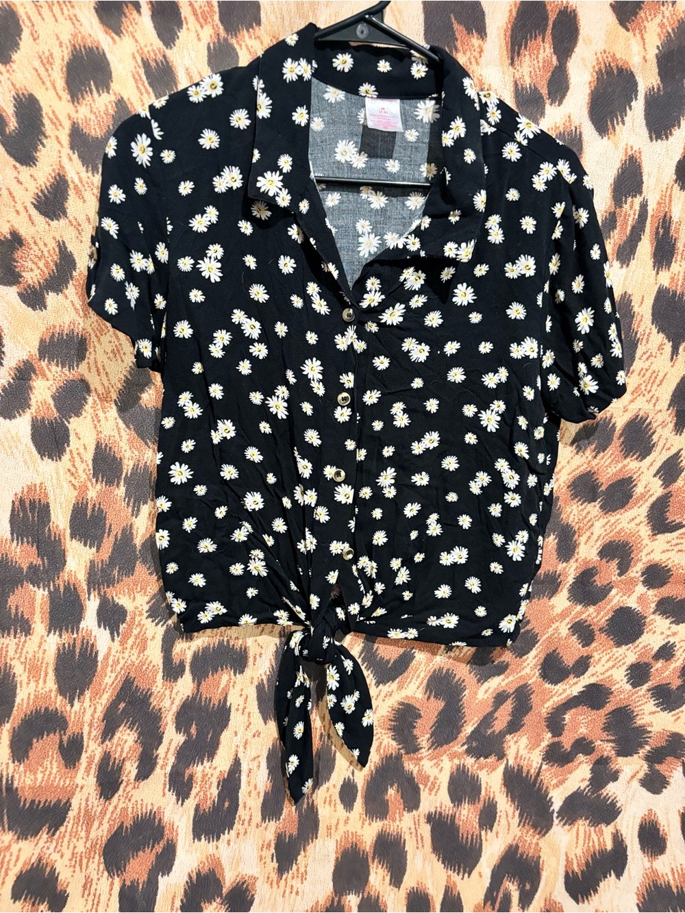 No Boundaries Black Daisy Tie-Front Crop Top